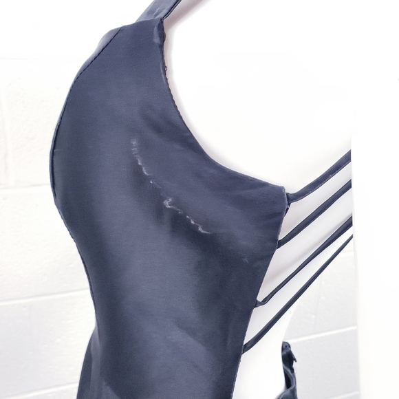 B Smart Black Satin Gown Formal Dress Prom Homecoming Open Back Front Slit Sz 9 - Picture 10 of 15